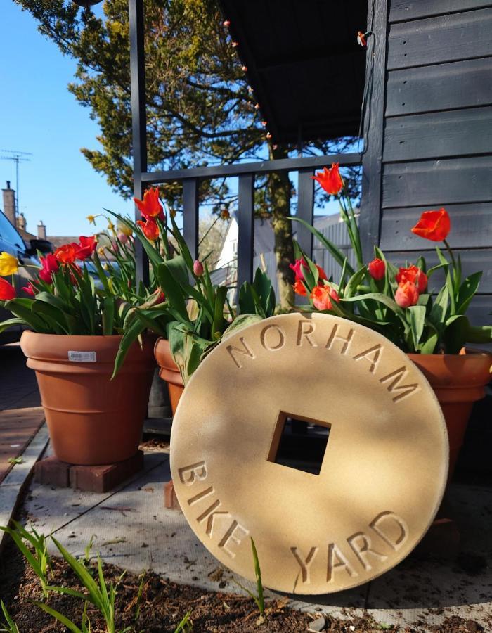 Bed and Breakfast Norham Bike Yard Экстерьер фото